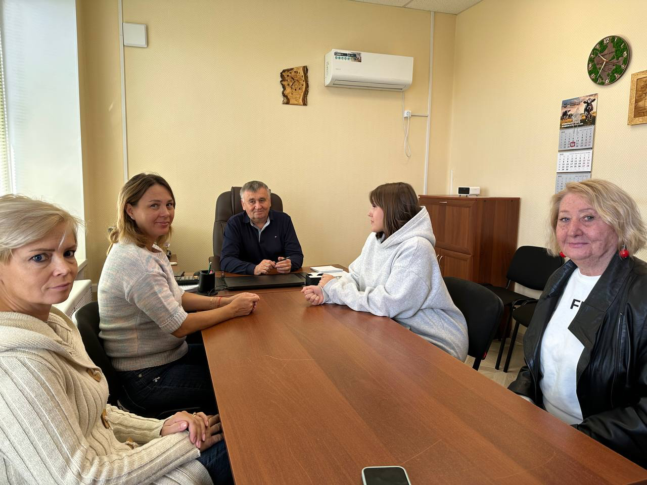 Эксперты Госэкспертизы Карелии посетили образцовый региональный племенной завод 