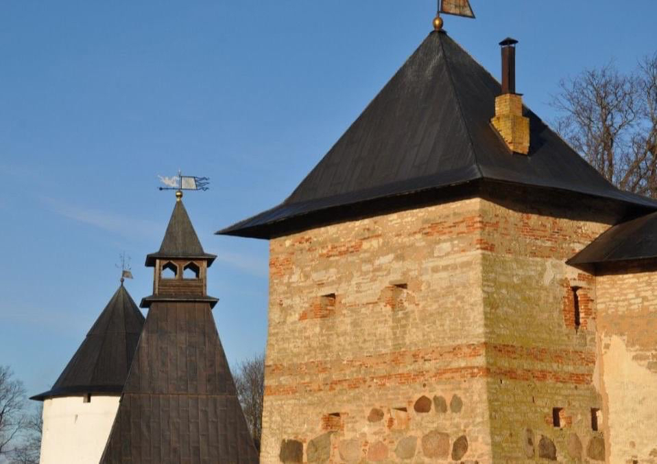 В Псковской области сохранят объект культурного наследия «Башня Тарарыгина»