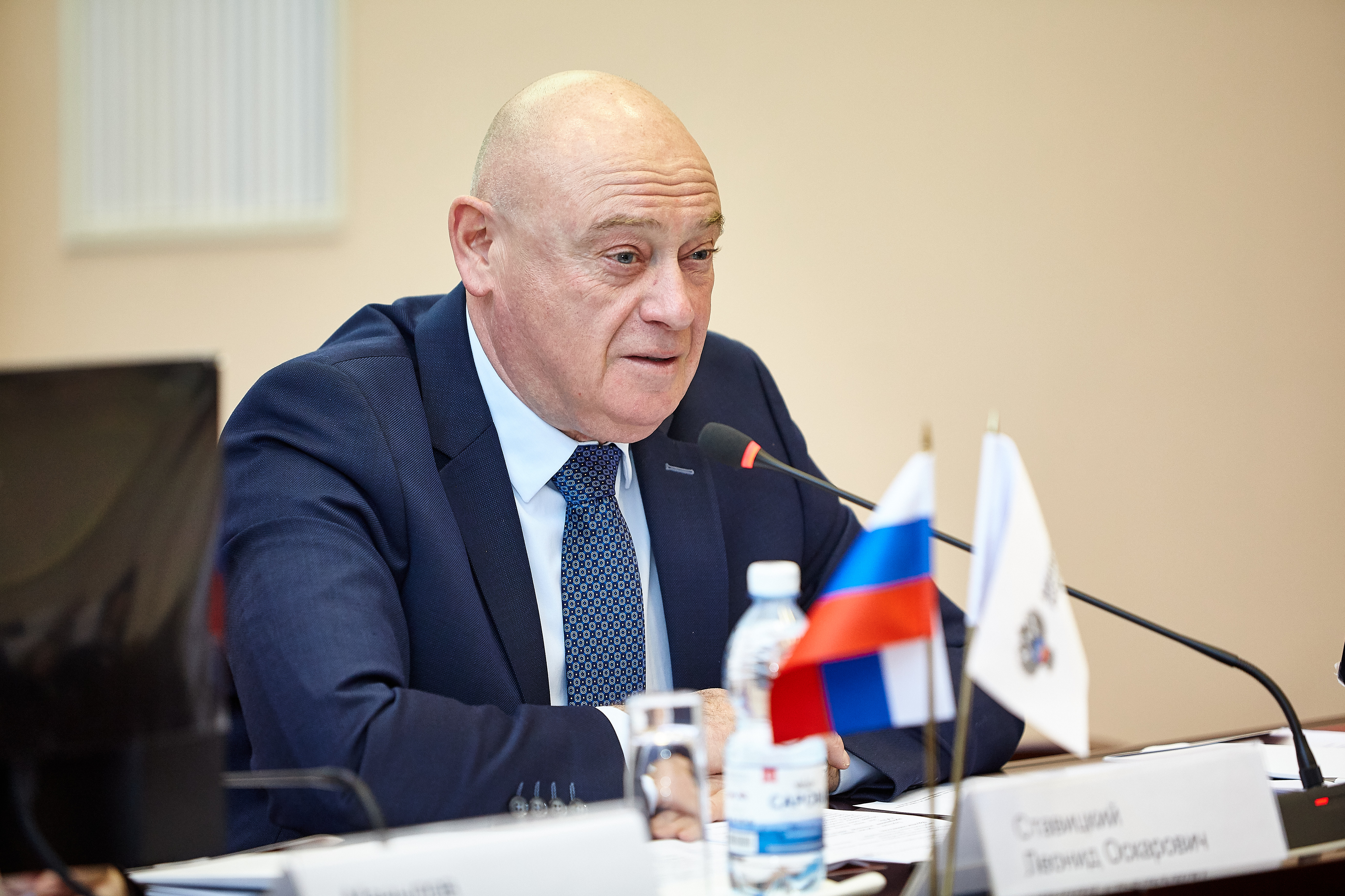 Леонид Ставицкий примет участие в круглом столе по вопросам взаимодействия недропользователей и госэкспертизы